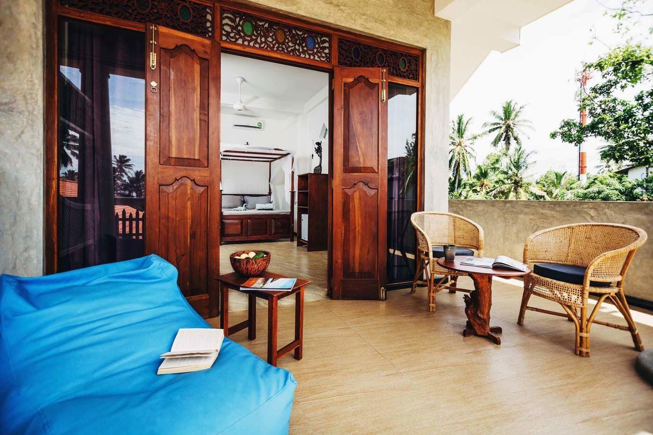 Thambili Cabanas Hikkaduwa Exterior foto